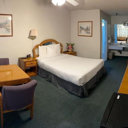 Formosa Inn Fresno Kültér fotó